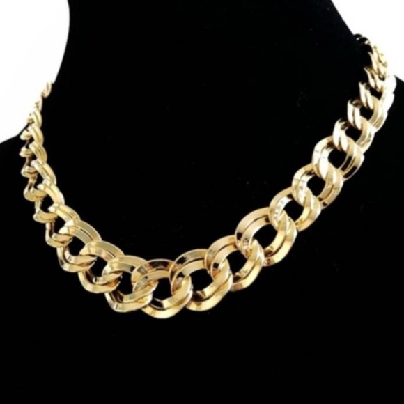 Monet Jewelry - MONET Vintage 1980s Gold Double  Link Curb Chain Collar Necklace & Bracelet Set.